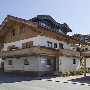 Haus Tiefenbacher Διαμέρισμα Brixen im Thale Exterior photo