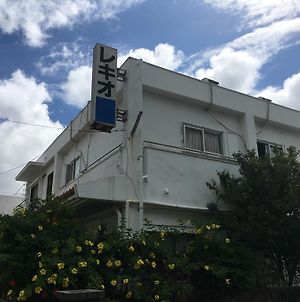 Minshuku Lequio Ξενοδοχείο Uruma Exterior photo