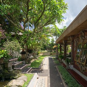 Nuaja Balinese Guest House Ουμπούντ Exterior photo