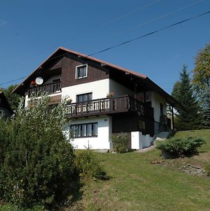 Spacious Cottage In The Giant Mountains 1 Km From The Skislopes Roudnice Exterior photo