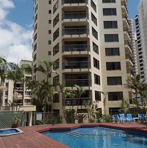 Aloha Apartments Surfers Paradise Exterior photo