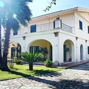 Villa Glicini Lamezia Terme Exterior photo