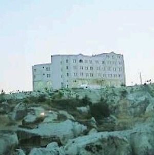 Gomeda Ξενοδοχείο Ουργκούπ Exterior photo