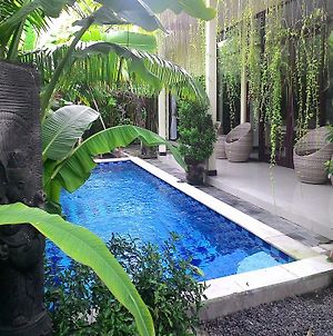 Terrace Bali Villa Νούσα Ντούα Exterior photo
