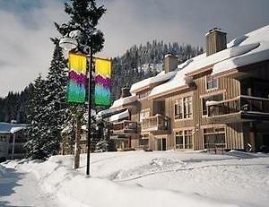Sun Peaks Accommodation By Bear Country Exterior photo