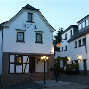 Hotel Restaurant Zur Pfanne Urbar  Exterior photo