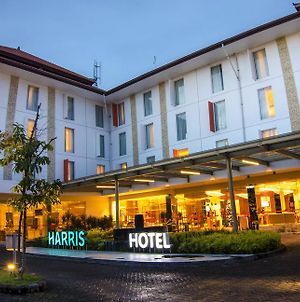 Harris Hotel And Conventions Ντενπασάρ Exterior photo