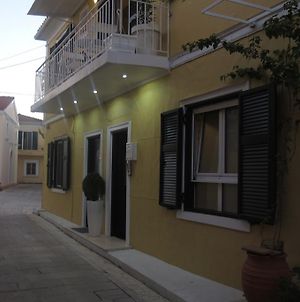 Lefkas Marine Apartment Λευκάδα Exterior photo