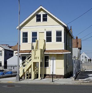 Shore Beach Houses - 38 A Lincoln Avenue Διαμέρισμα Seaside Heights Exterior photo