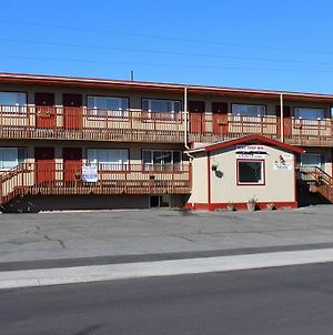 Bent Prop Inn & Hostel Midtown Άνκορατζ Exterior photo