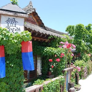 Gyodong-Salrae Ξενοδοχείο Jeonju Exterior photo