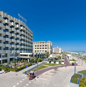Hotel Baltic Riccione-Fronte Mare Exterior photo