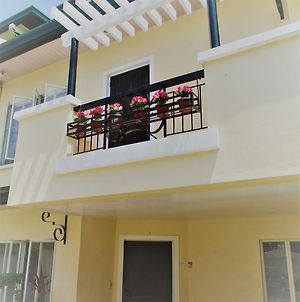 Casa Fresca Tagaytay Townhouse Βίλα Tagaytay City Exterior photo
