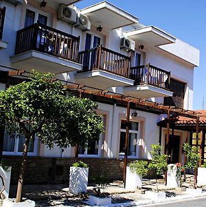 Ξενοδοχείο Ανθούσα Samos Island Exterior photo