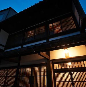 Kanazawa Guest House East Mountain Exterior photo