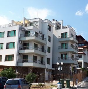 Black Sea Apartments Sveti Vlas Exterior photo