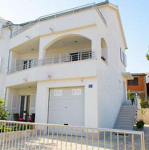 Two-Bedroom Apartment In Okrug Gornji II Τρογκίρ Exterior photo