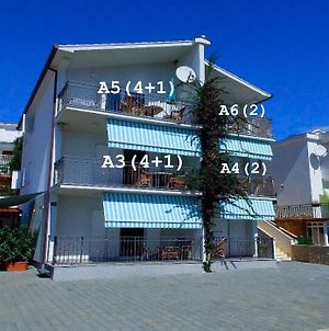Apartment In Okrug Gornji With 1 Τρογκίρ Exterior photo