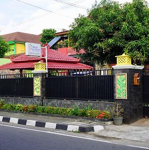 Jogja Classic Homestay Syariah Γιογκιακάρτα Exterior photo