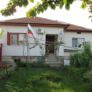 Guesthouse In Ivanovo No Pets Exterior photo