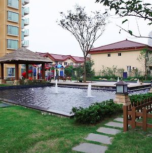 Regalia Service Residences Suzhou Σουτσόου Exterior photo