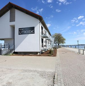 Hotel & Restaurant Utkiek Γκράιφσβαλντ Exterior photo