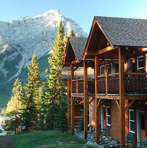 Buffalo Mountain Lodge Μπανφ Exterior photo