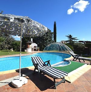 Spacious Holiday Home With Private Pool In Verteneglio Brtonigla Exterior photo