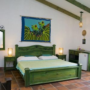 Villa Margarita Αλαχουέλα Room photo