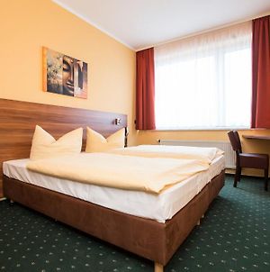 Stadt-Gut-Hotel Westfalia Halle  Room photo