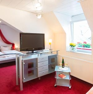 Moselromantik-Hotel Zum Lowen Ediger-Eller Exterior photo