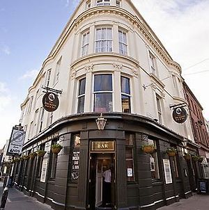 The Dickens Bar & Inn Σκάρμπορο Exterior photo