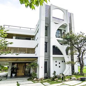 W Star Bed And Breakfast Yilan Exterior photo