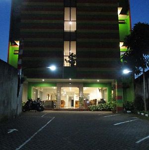 Hotel Caravan Τζακάρτα Exterior photo
