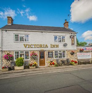 Victoria Inn Cowbridge Exterior photo