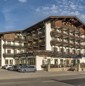 Hotel Bussi Baby Bad Wiessee Exterior photo