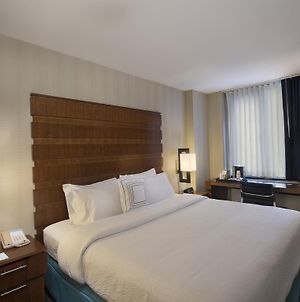 Fairfield Inn & Suites By Marriott New York Manhattan/Fifth Avenue Exterior photo