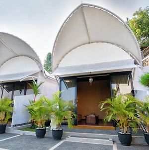 Valley Resort Hotel Bandung Μπαντούνγκ Exterior photo