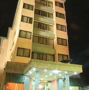 Hotel Royal Merdeka Μπαντούνγκ Exterior photo