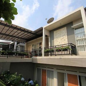 Springhill Villa Syariah Μπαντούνγκ Exterior photo