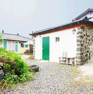 Unnie Guesthouse - Hostel Τζέτζου Exterior photo