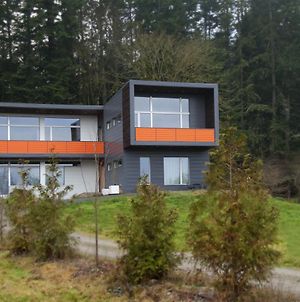 The Cube Διαμέρισμα Cowichan Bay Exterior photo