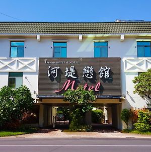 The Riverside Hotel & Motel Καοσιούνγκ Exterior photo