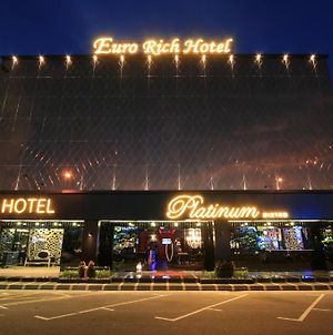 Euro Rich Hotel Johor Bahru Τζόχορ Μπάχρου Exterior photo