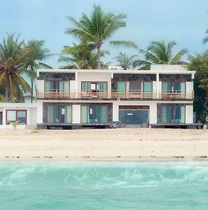 Cormorant Beach House Puerto Villamil Exterior photo