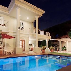 Sweet Villa Pattaya Exterior photo