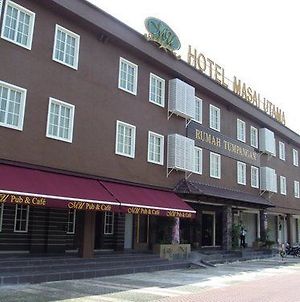 Oyo 89948 Hotel Masai Utama Exterior photo