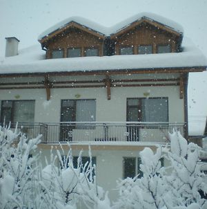 Guest House Garbevi Dobrinishte Exterior photo