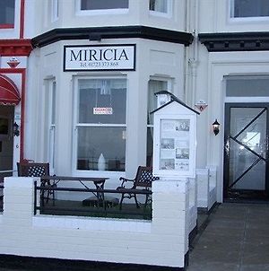 Miricia Guest House Σκάρμπορο Exterior photo