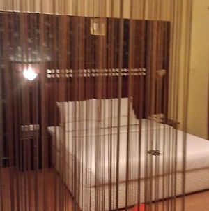 Solitaire Suites Μπανγκαλόρ Room photo